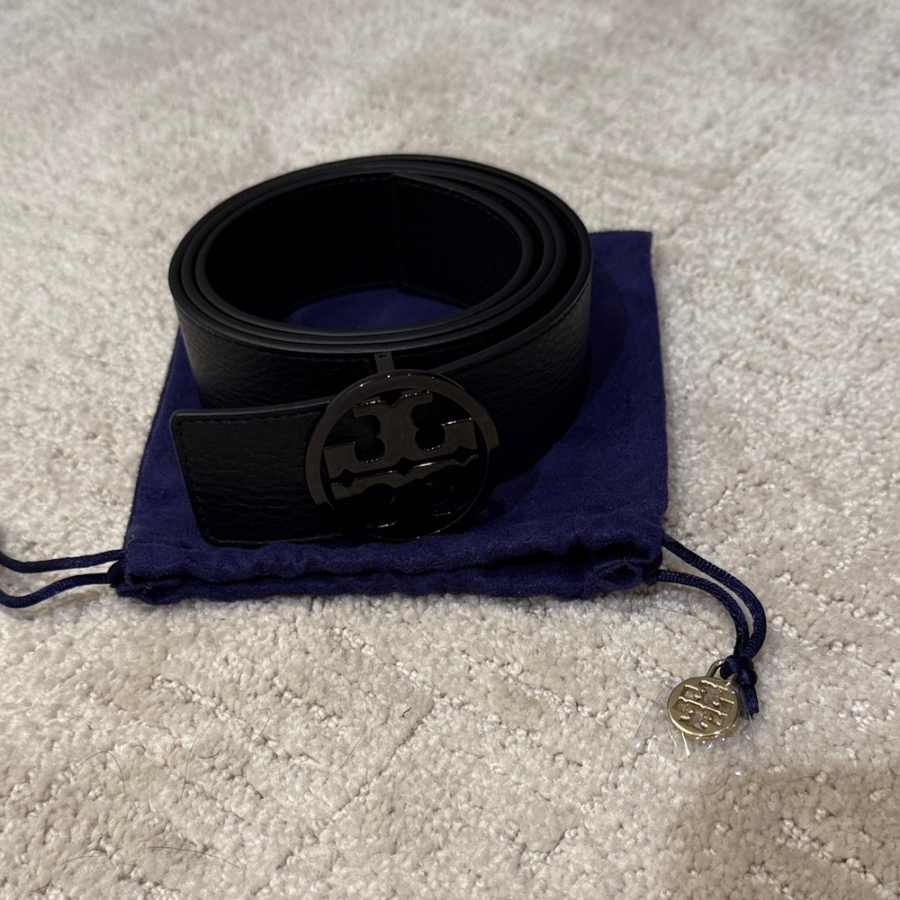 Tory Burch Black Leather Belt with Logo Buckle